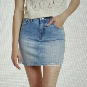 NWT Abound 100% Cotton Factory Faded Distressed Denim Jeans Mini Skirt 27